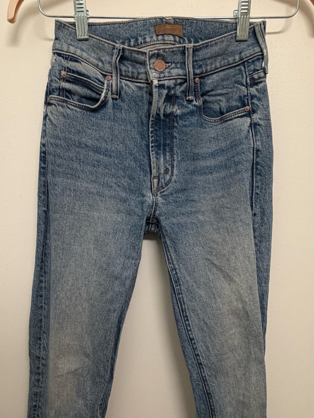 MOTHER The Mid Rise Dazzler Ankle Straight Jeans Light Wash Distressed 24